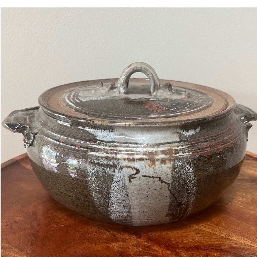 Artisan Studio Pottery Lidded Casserole Dish Hand Thrown Stoneware Brown Tan‎